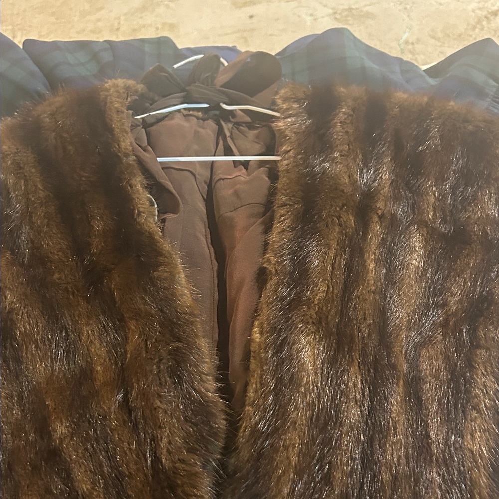 Women's Brown  Fur shawl